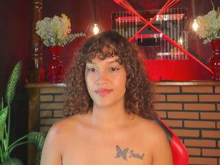 Alana Sinclaire webcam model stream image