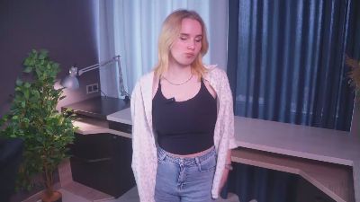 BrittniStreif webcam model stream image