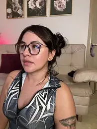 Pleasetellmecaro webcam stripchat model stream image