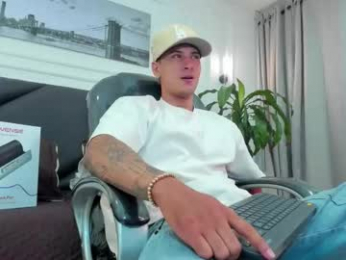 damian23_ webcam model stream image