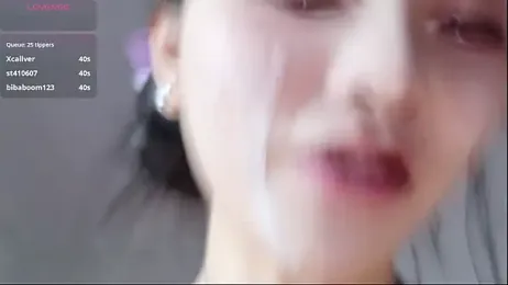 Kiki--2025 webcam model stream image