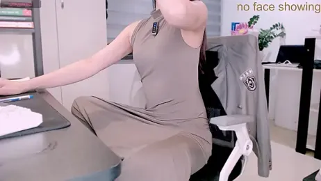 Shyn__ webcam model stream image