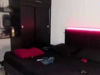 wicked-orange webcam model stream image