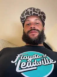 HungStr8Lightskin webcam model stream image