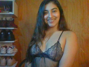 BabyNikie webcam bongacams model stream image
