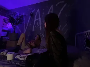 EmmaLyrica webcam stripchat model stream image