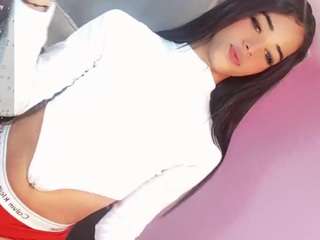 ninaa-keyli webcam model stream image