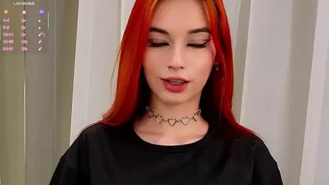 LynDanson webcam model stream image