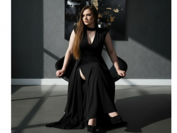 CorrieLodge webcam model stream image