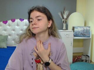Tina Ryder webcam model stream image