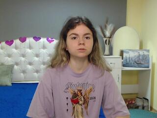 Tina Ryder webcam model stream image
