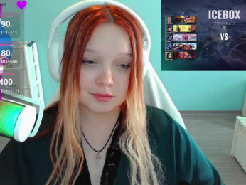 AlinaAdams webcam model stream image
