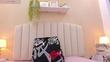 Mia_thompson_19 webcam model stream image