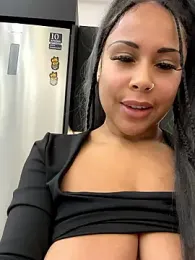 HaileyDiana webcam model stream image