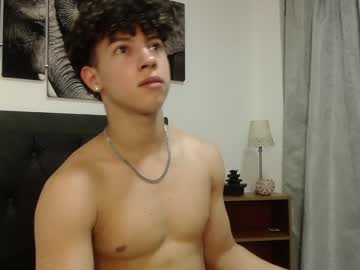 eli_latin webcam model stream image