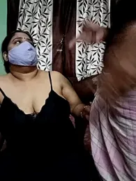 HoneyHush webcam model stream image