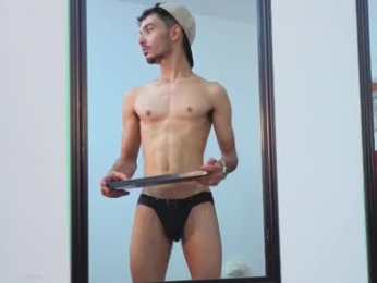 timothe_evans webcam model stream image