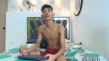 PRETTY_SEX1 webcam stripchat model stream image