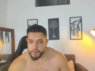 Justin Knox webcam model stream image