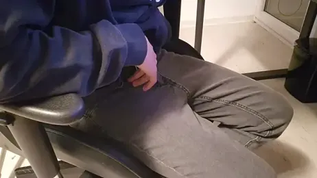 Hot_adem webcam model stream image