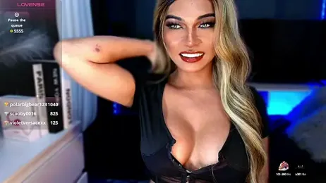 Huntress_xxx webcam model stream image