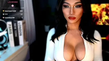 Huntress_xxx webcam model stream image
