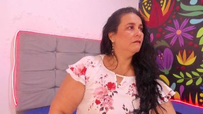 Sharllot_bbw webcam model stream image