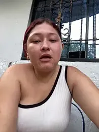 Rouse-Antonella webcam model stream image