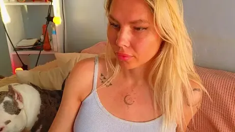 frankiefoxie_ webcam stripchat model stream image