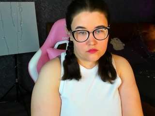tara-torres webcam model stream image