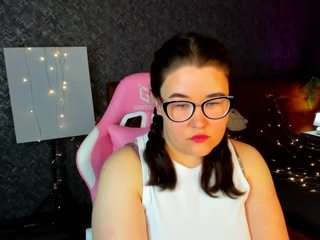 tara-torres webcam model stream image