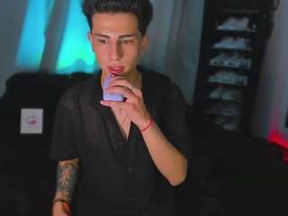 ianmonrroy webcam model stream image