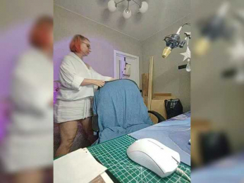 OnlyFox webcam model stream image
