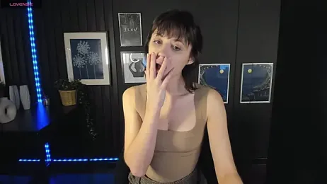LianaElfi webcam model stream image