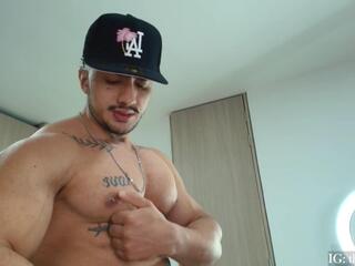 Nikolay Lisin webcam flirt4free model stream image