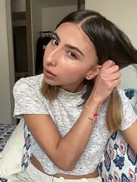 Ameellie webcam model stream image