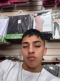James1lee_ webcam model stream image