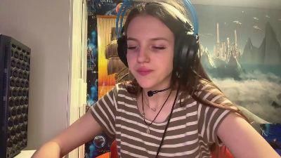 ReynaCoppage webcam model stream image