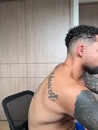 TommyCruz webcam stripchat model stream image