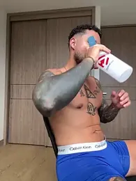 TommyCruz webcam model stream image