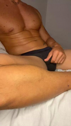 MISTERwhite2025 webcam cam4 model stream image