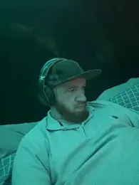 GenitalWars webcam model stream image