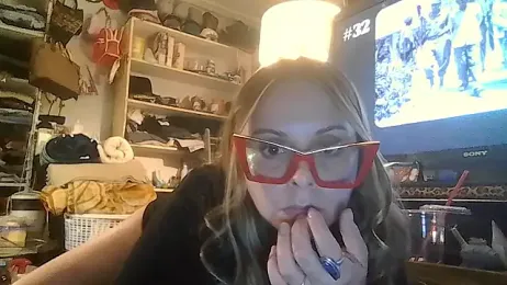 ShysluutGia webcam model stream image