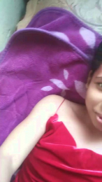 Lollymah webcam model stream image