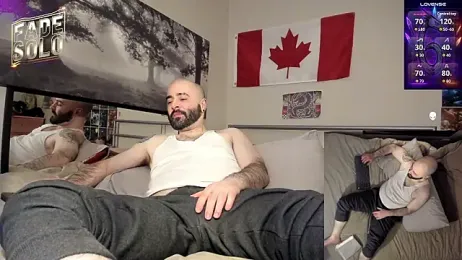 Fade_Solo webcam model stream image