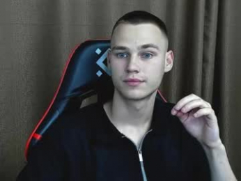 robert10211 webcam model stream image
