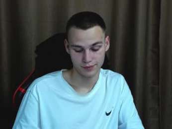 robert10211 webcam model stream image