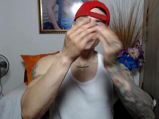 Adams Collims webcam model stream image