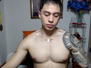 Adams Collims webcam model stream image