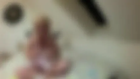 Moistdevil webcam model stream image
